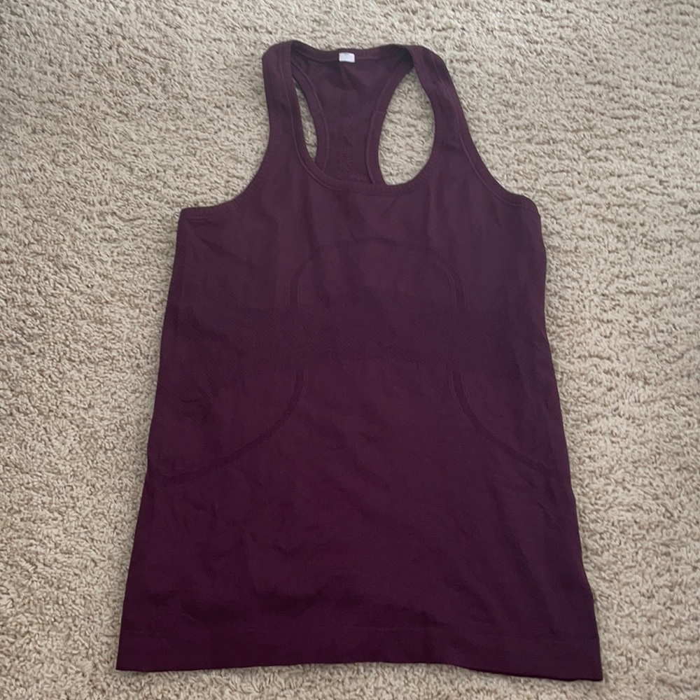 LULULEMON TANK